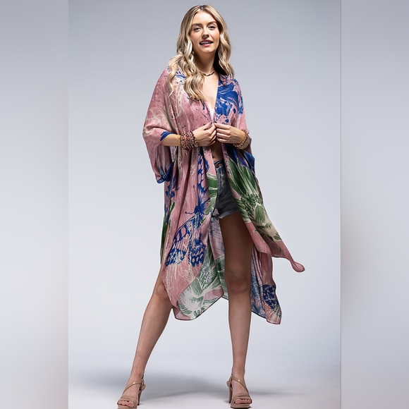 Flower Bouquet & Butterfly Print Kimono - Lightweight Silky Material - Picture 3 of 5